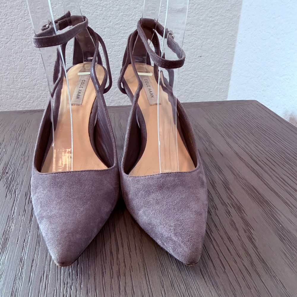 Cole Haan Womens Grand.OS Grey Suede‎ Ankle Strap Pointed Toe Heels Size 5B